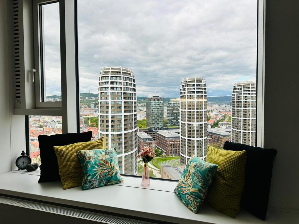 Apartments In Panorama City On 25Th Floor - Amazing View Close To Old Town Bratislava Exterior photo