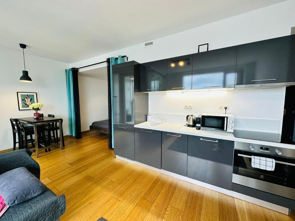 Apartments In Panorama City On 25Th Floor - Amazing View Close To Old Town Bratislava Exterior photo