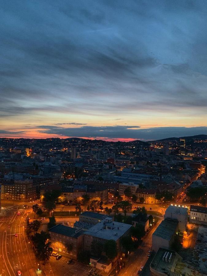 Apartments In Panorama City On 25Th Floor - Amazing View Close To Old Town Bratislava Exterior photo